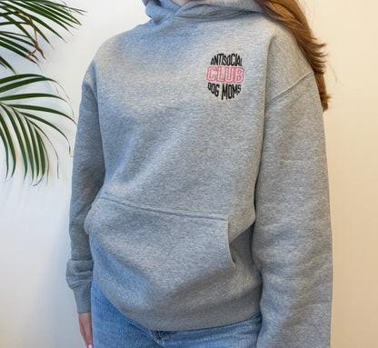 Antisocial Dog Moms Club - Oversized brodeerattu premium huppari