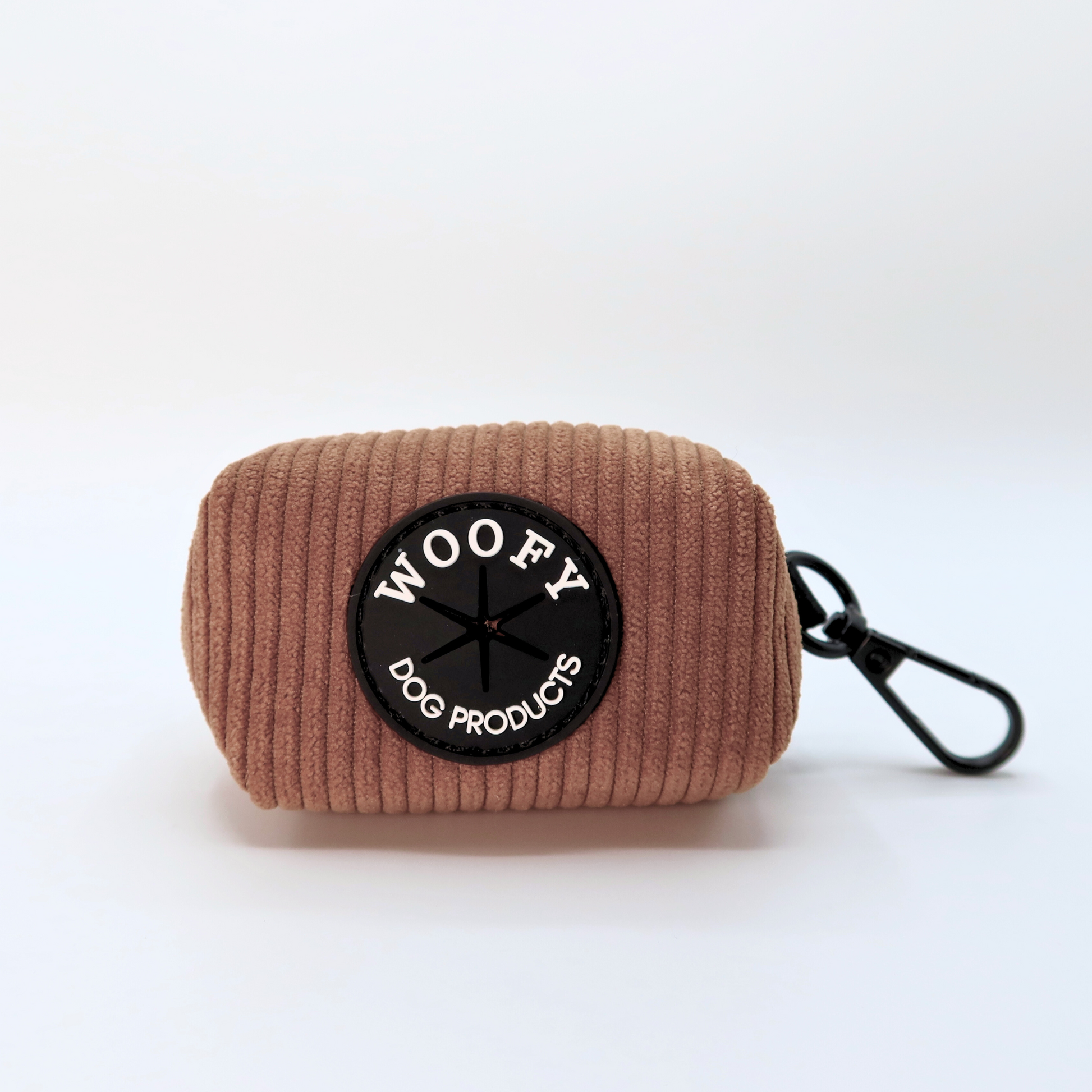 Soft poop bag holder sävyssä Teddy eli ruskea. 