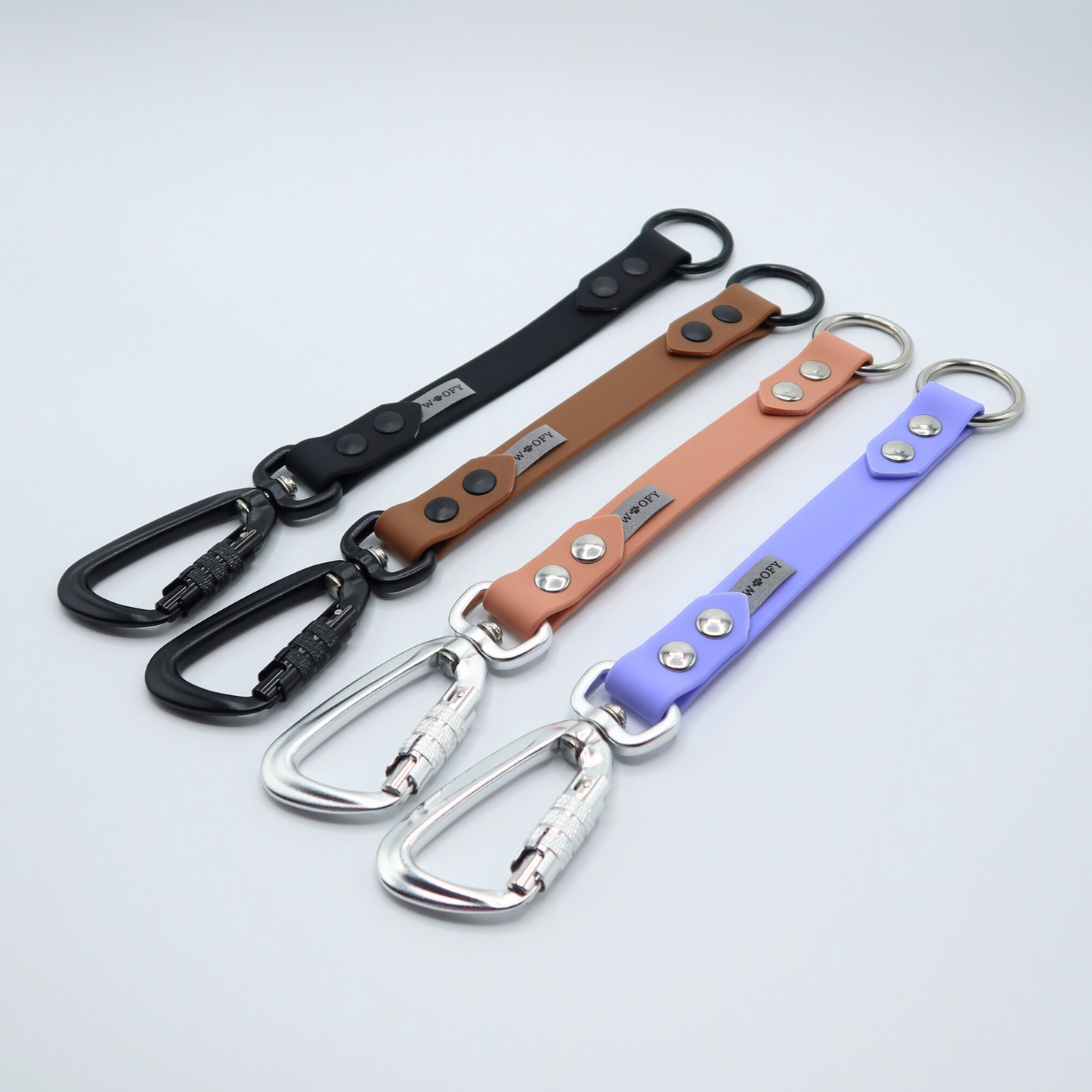 Soft DuoClip neljässä eri värissä: Musta, Ruskea, Koralli ja Violetti.