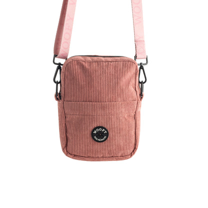 Woofyn samettinen Daily Walking Bag ulkoilulaukku pinkkinä.