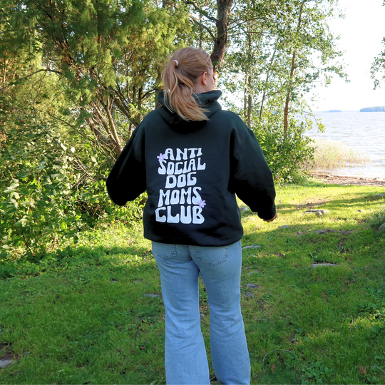 'Anti social dog moms club' hoodie