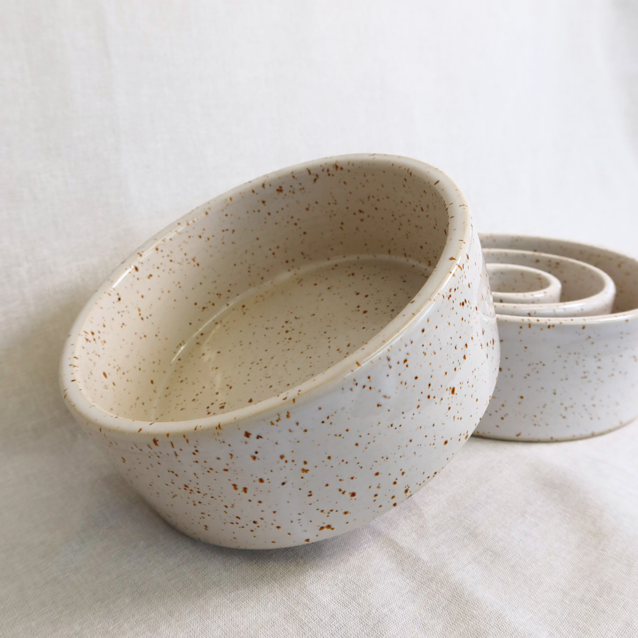 Ceramic dog bowl 🇫🇮
