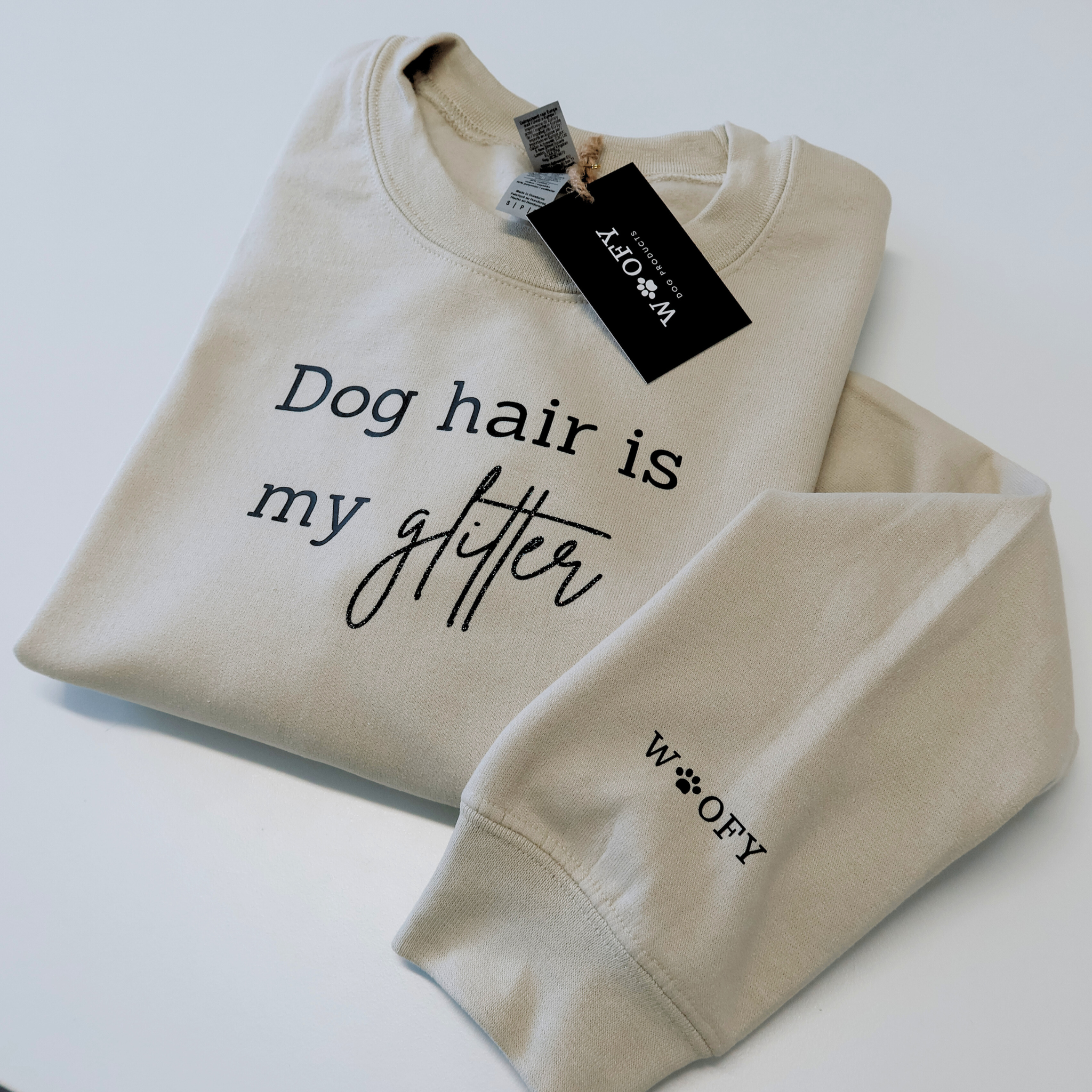 'Dog hair is my glitter' -collegepaita