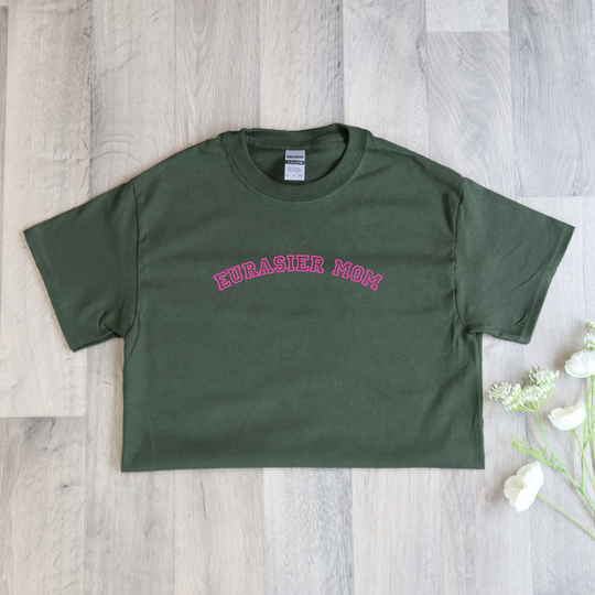 Custom breed t-shirt in glitter